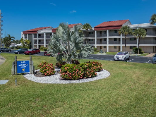 868 BAYWAY BLVD APT 208, CLEARWATER BEACH, FL 33767 - Image 0914b4448e6e54b8c6a75b4e82d9b0a4/477992613