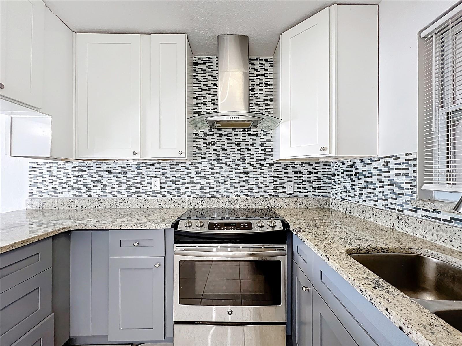 CAPRI ISLE SUB - Residential Lease