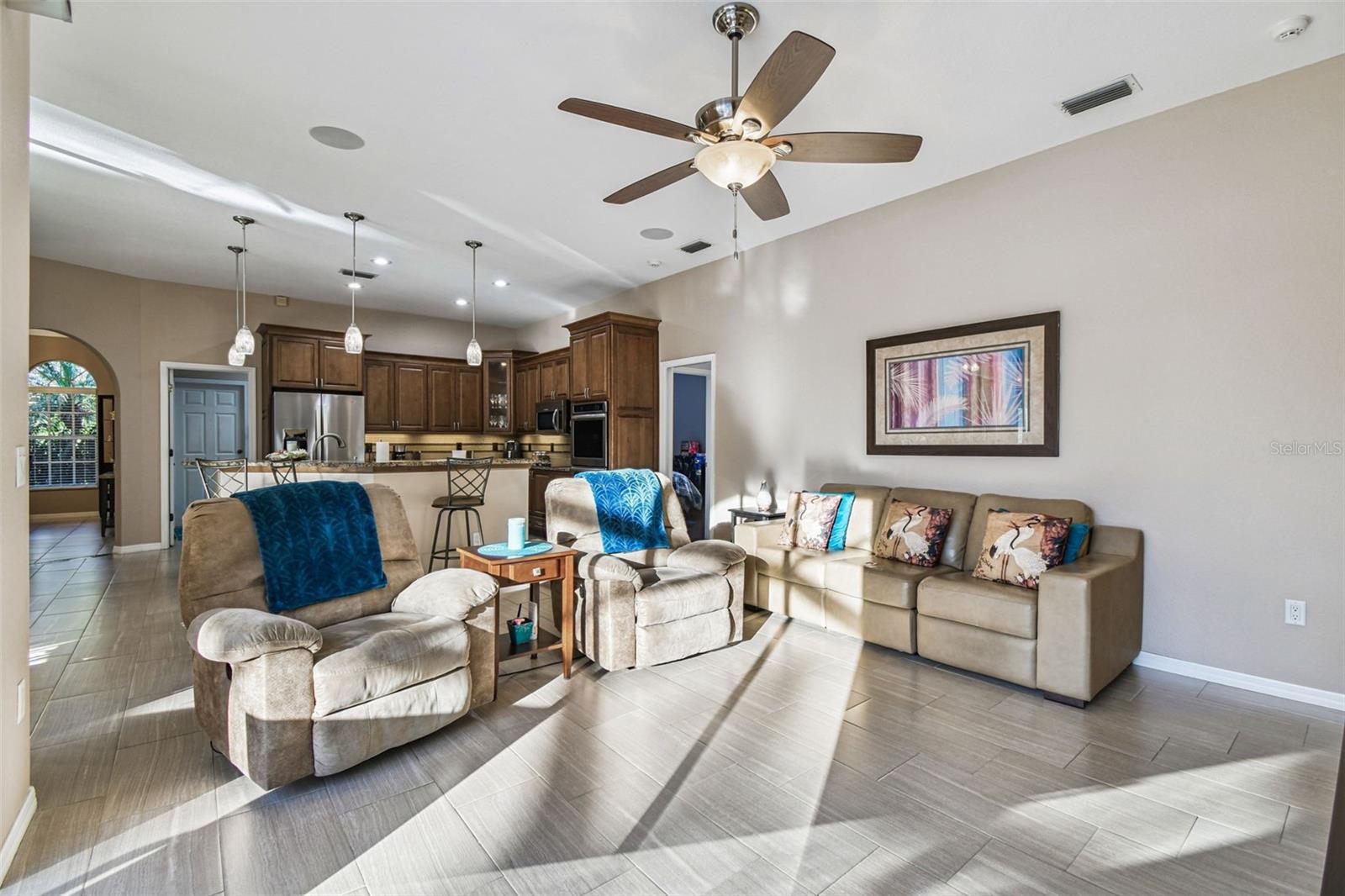 STIRLING HEIGHTS - Residential