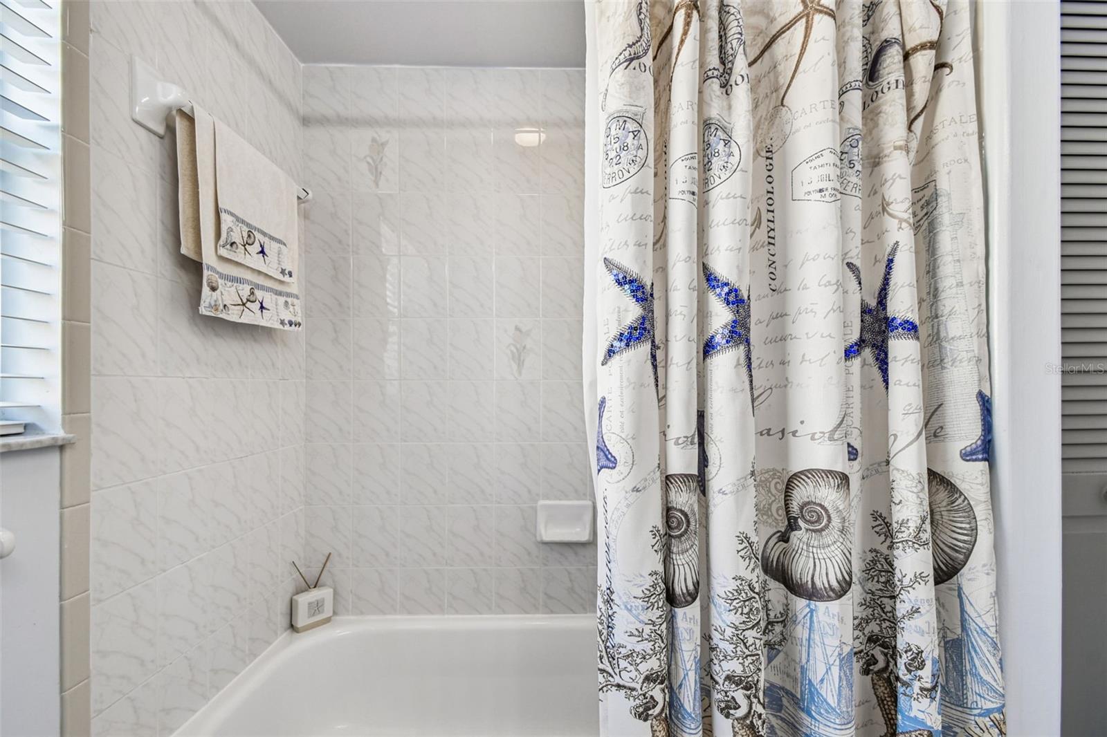 STIRLING HEIGHTS - Residential