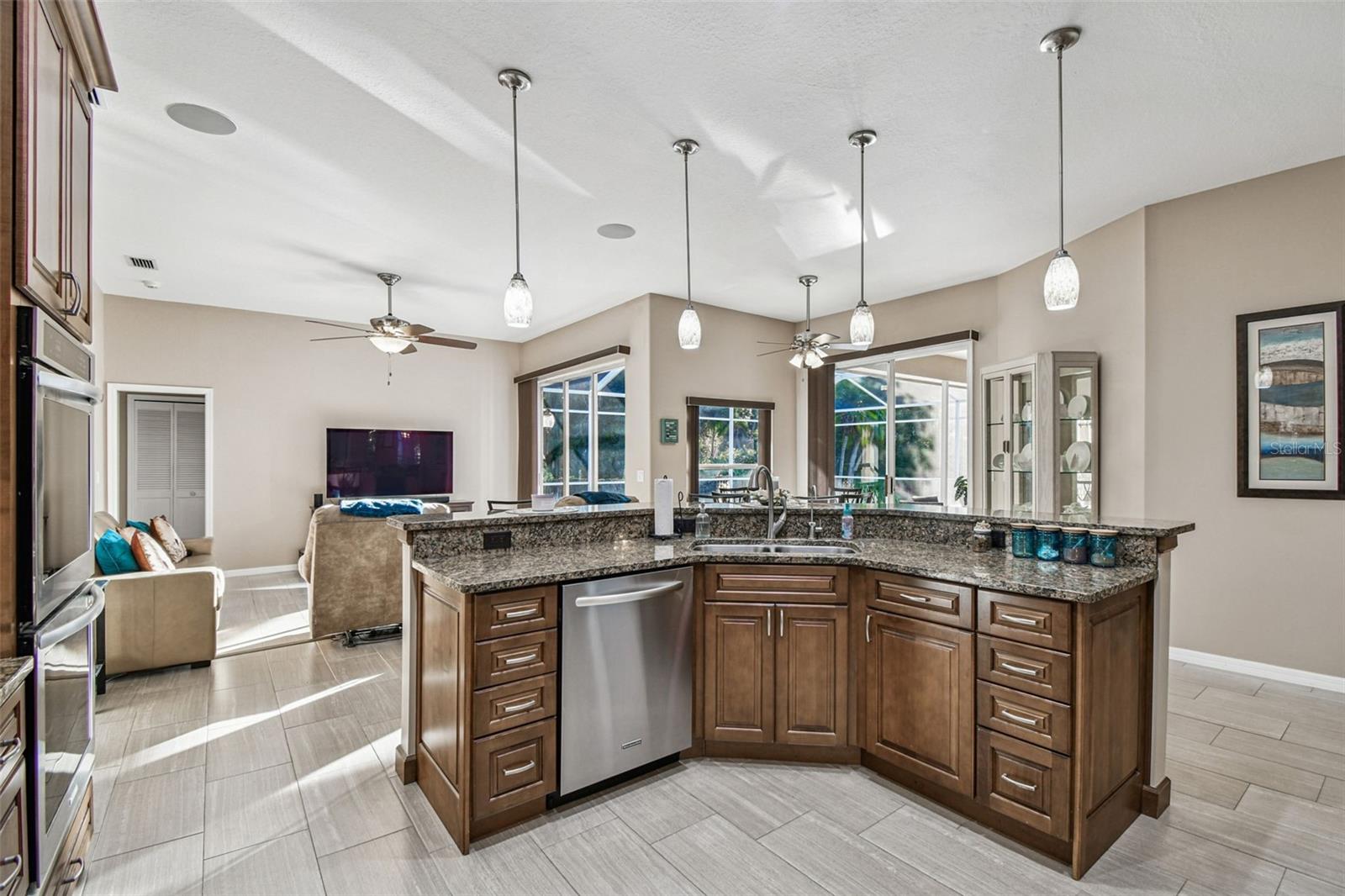 STIRLING HEIGHTS - Residential