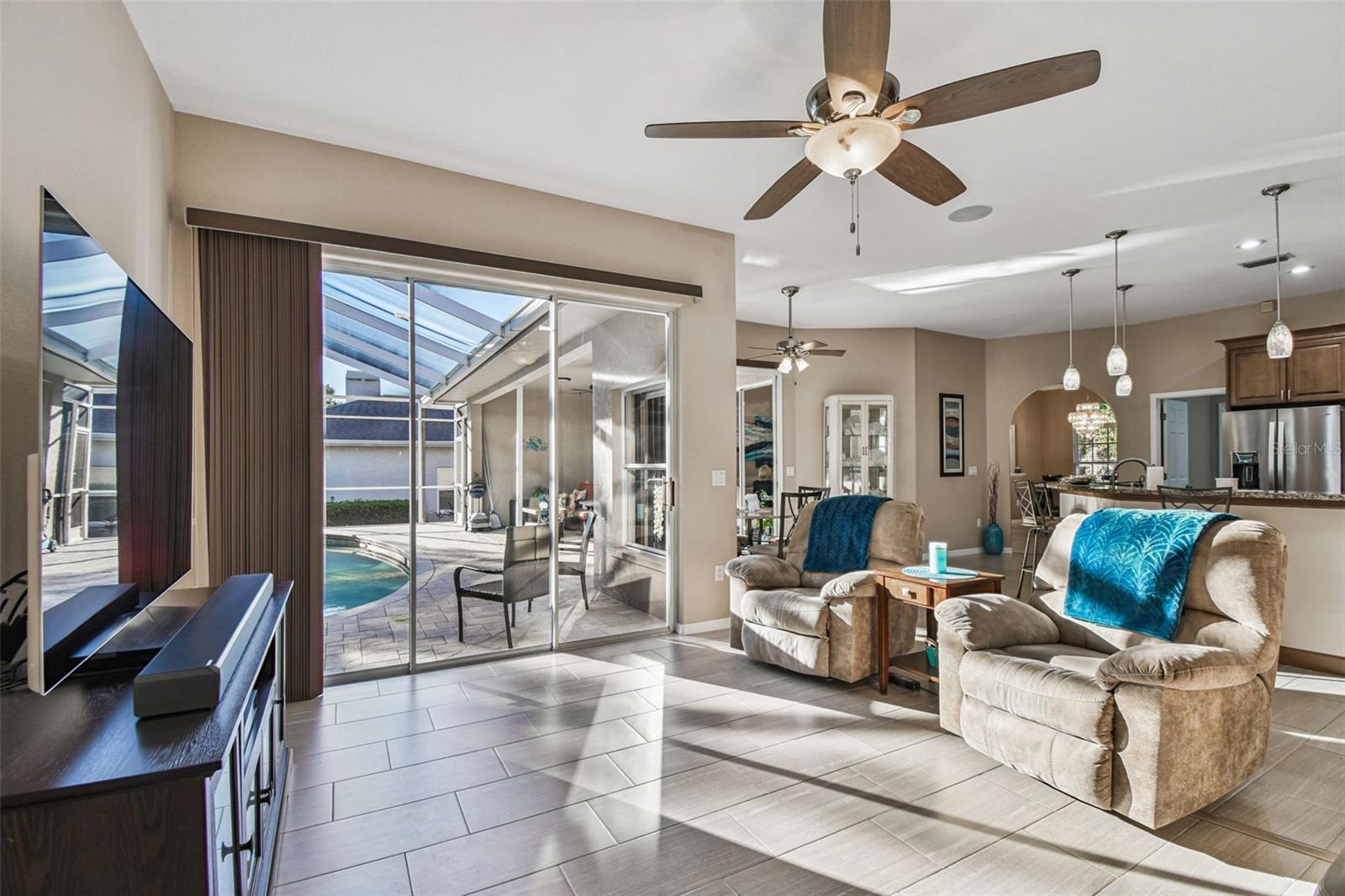 STIRLING HEIGHTS - Residential