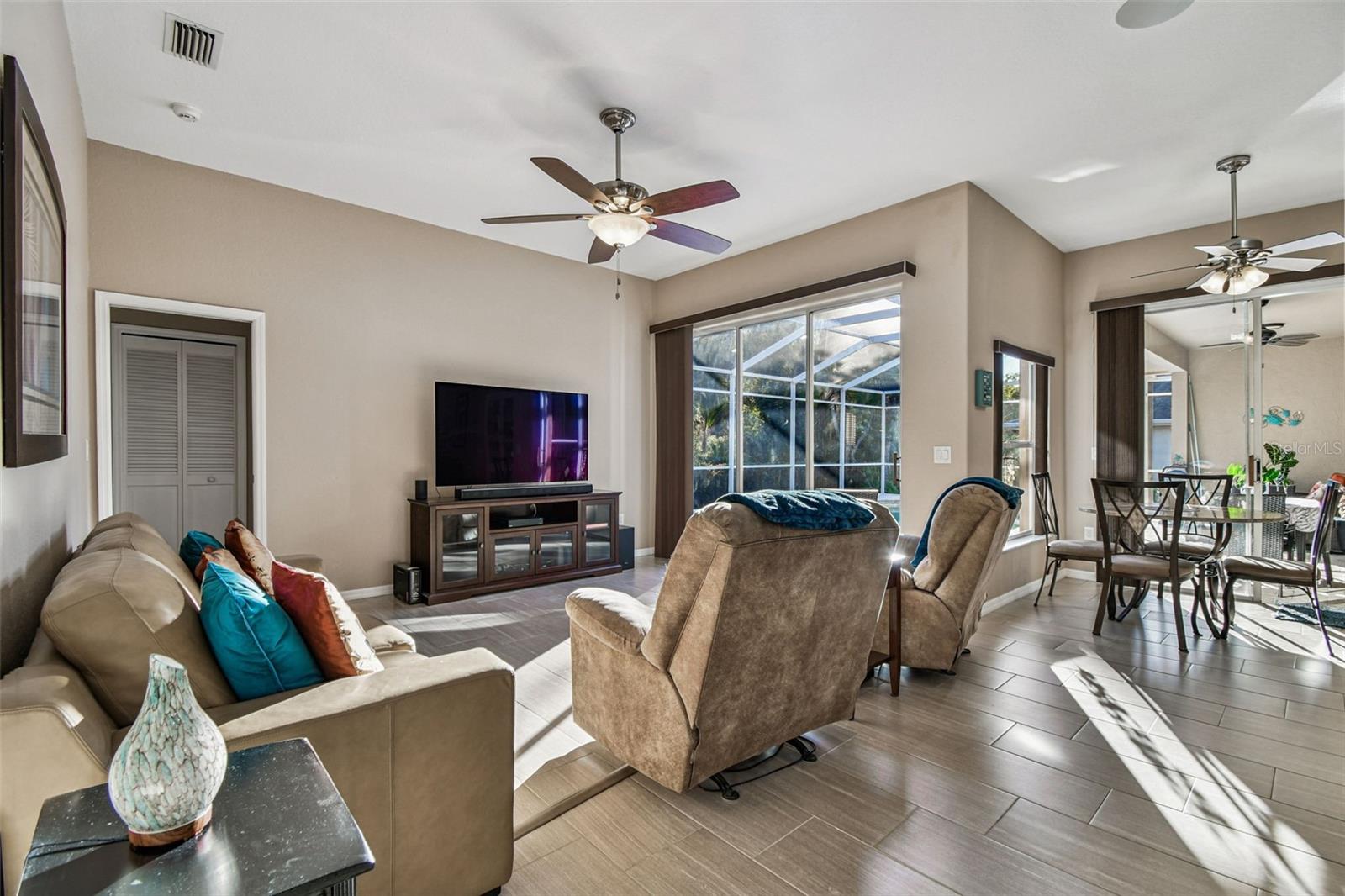 STIRLING HEIGHTS - Residential