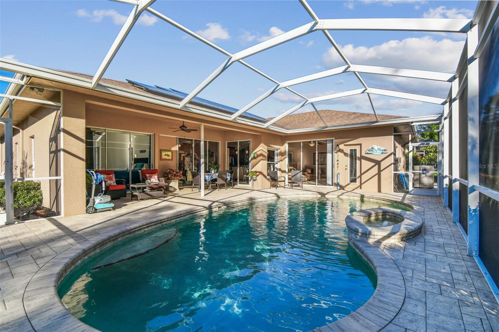 STIRLING HEIGHTS - Residential