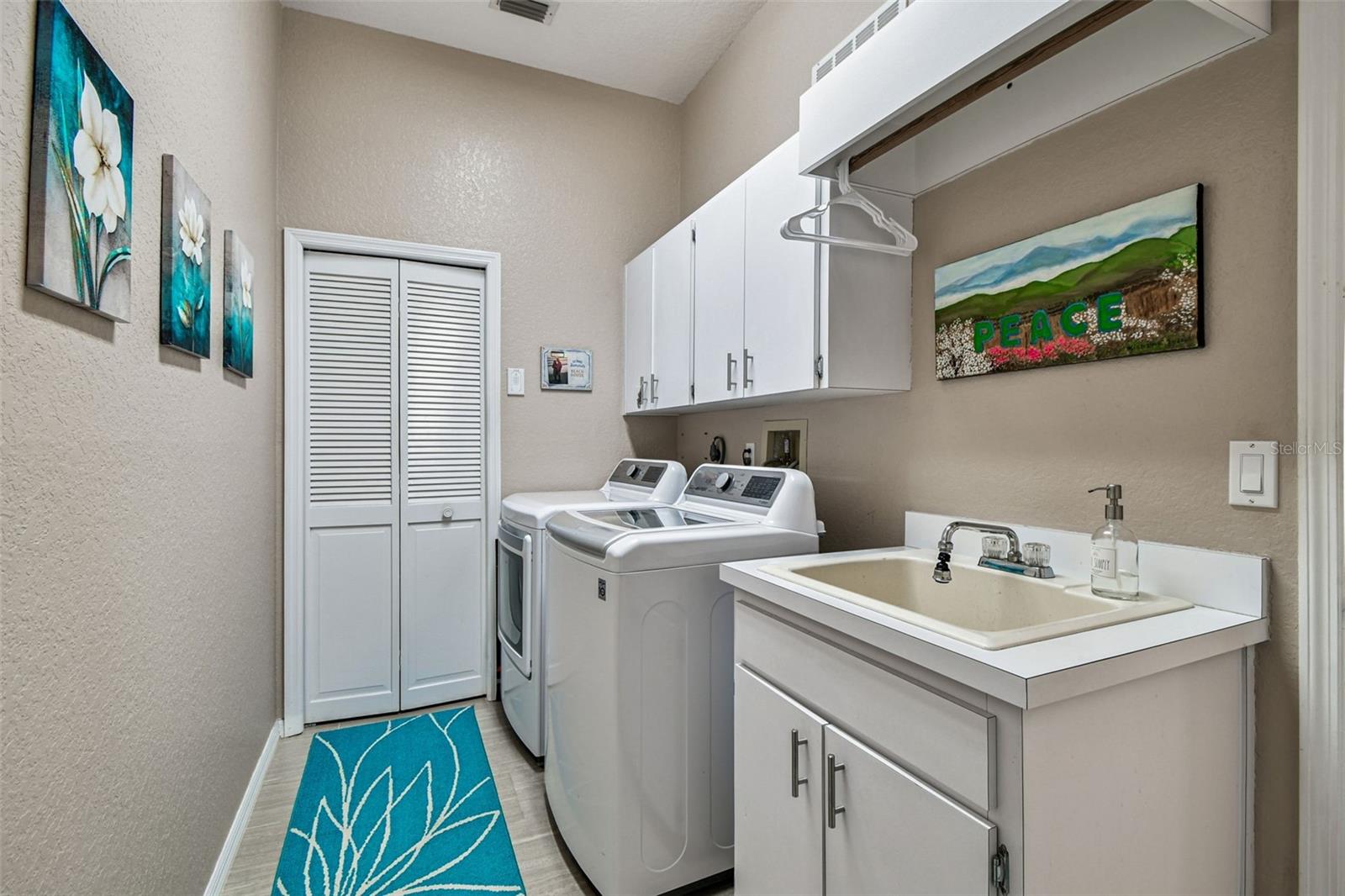 STIRLING HEIGHTS - Residential