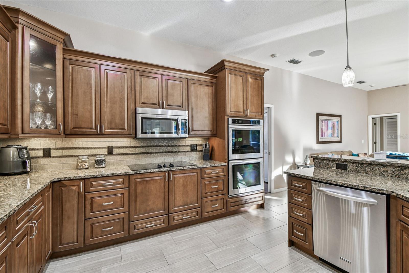 STIRLING HEIGHTS - Residential