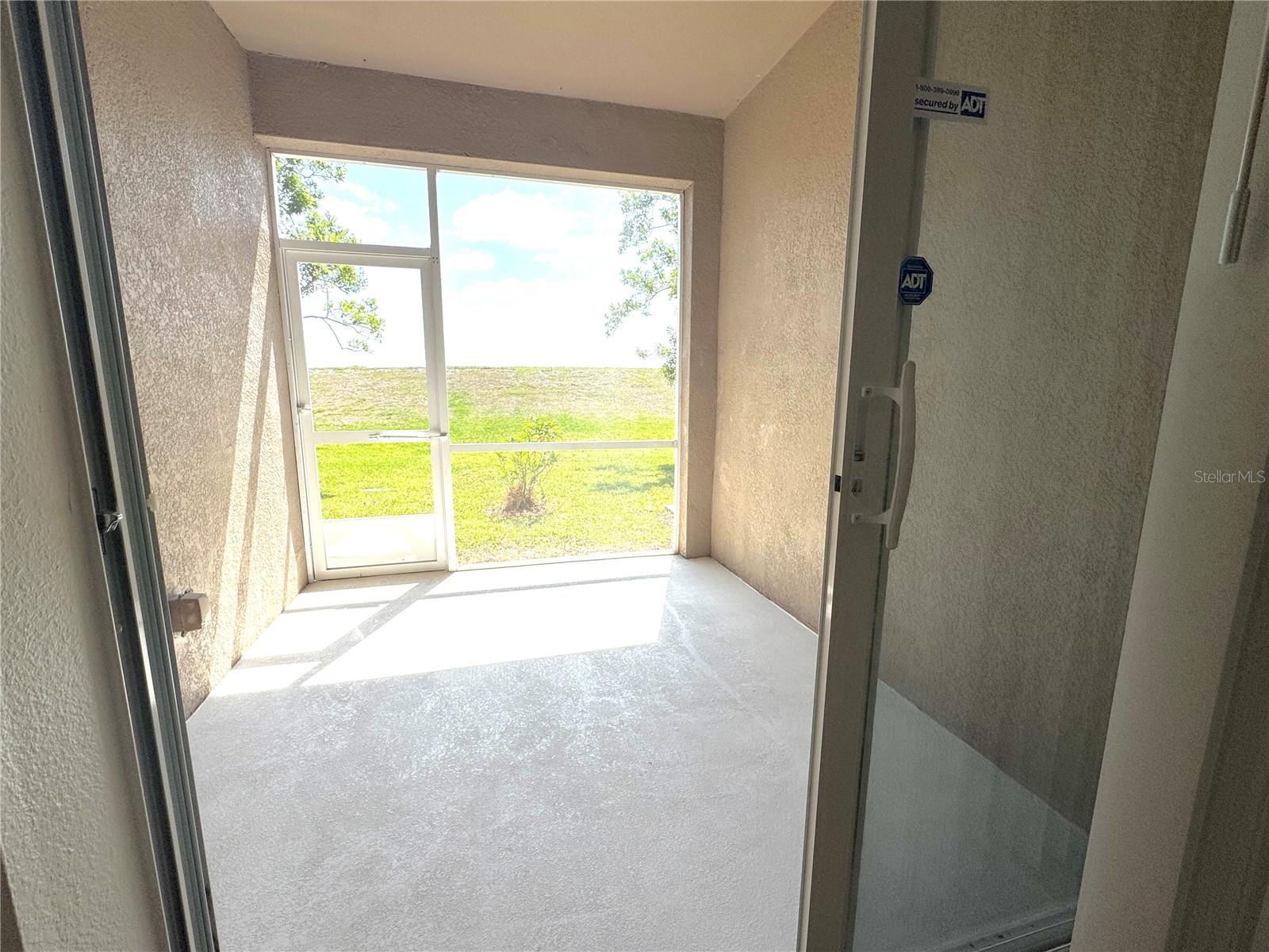 BRADFORD MANOR TWNHMS - Residential Lease