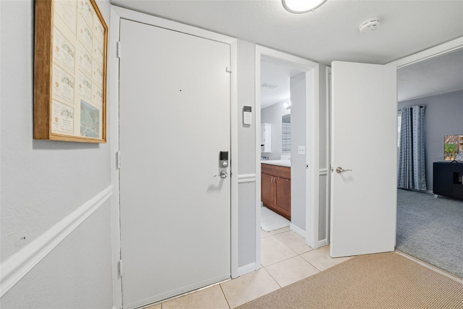 CARROLLBROOK LAKESIDE CONDOMIN - Residential