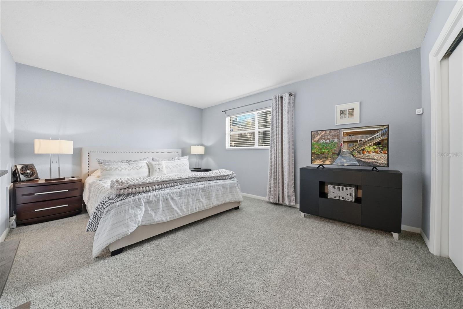 CARROLLBROOK LAKESIDE CONDOMIN - Residential