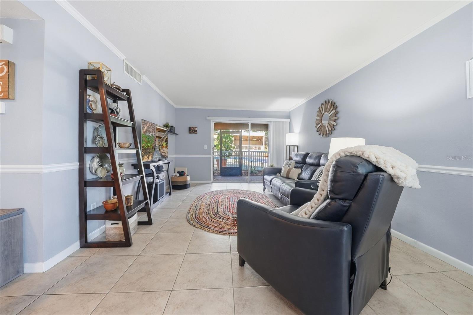 CARROLLBROOK LAKESIDE CONDOMIN - Residential