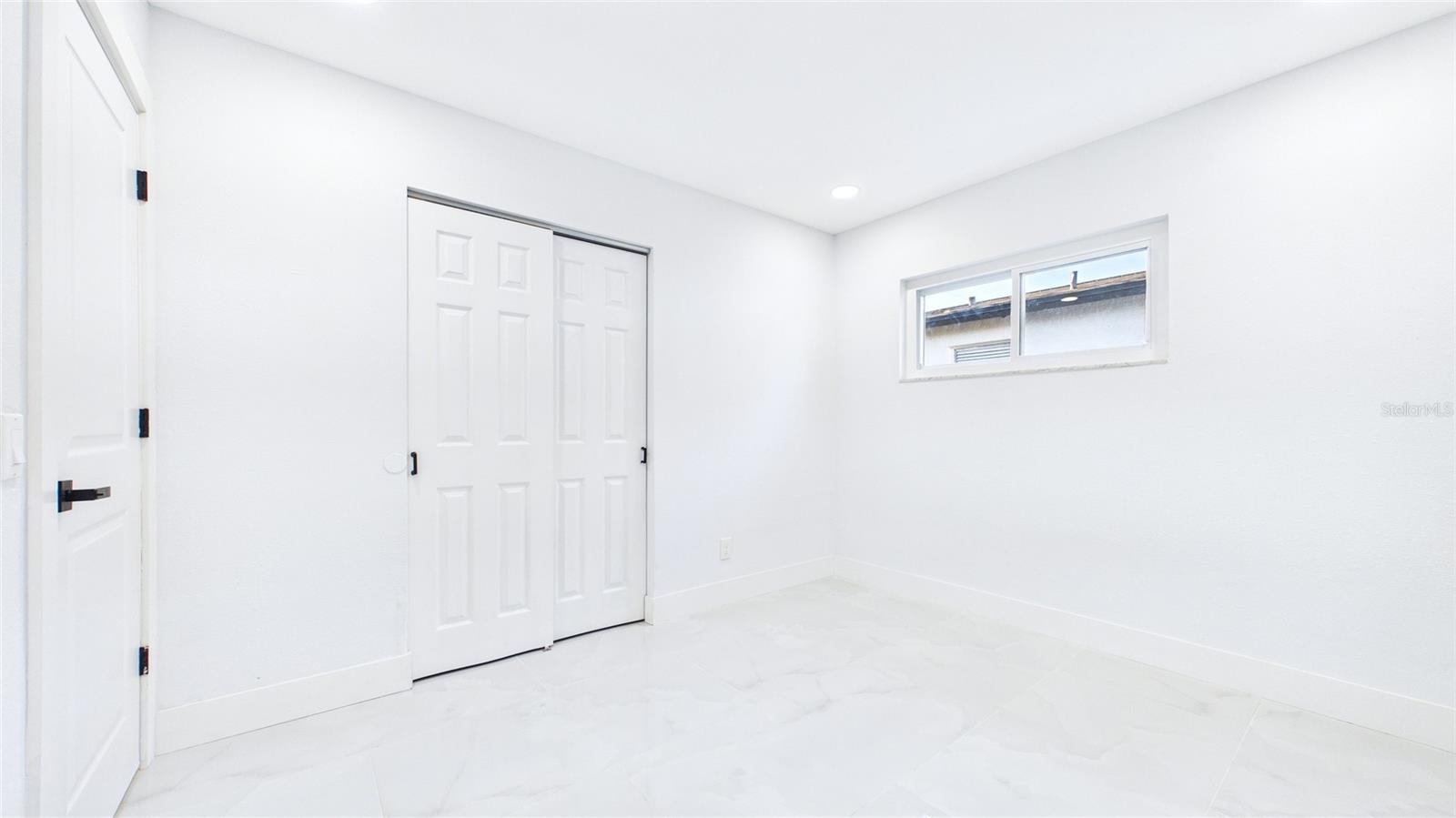 SHOREACRES CENTER - Residential