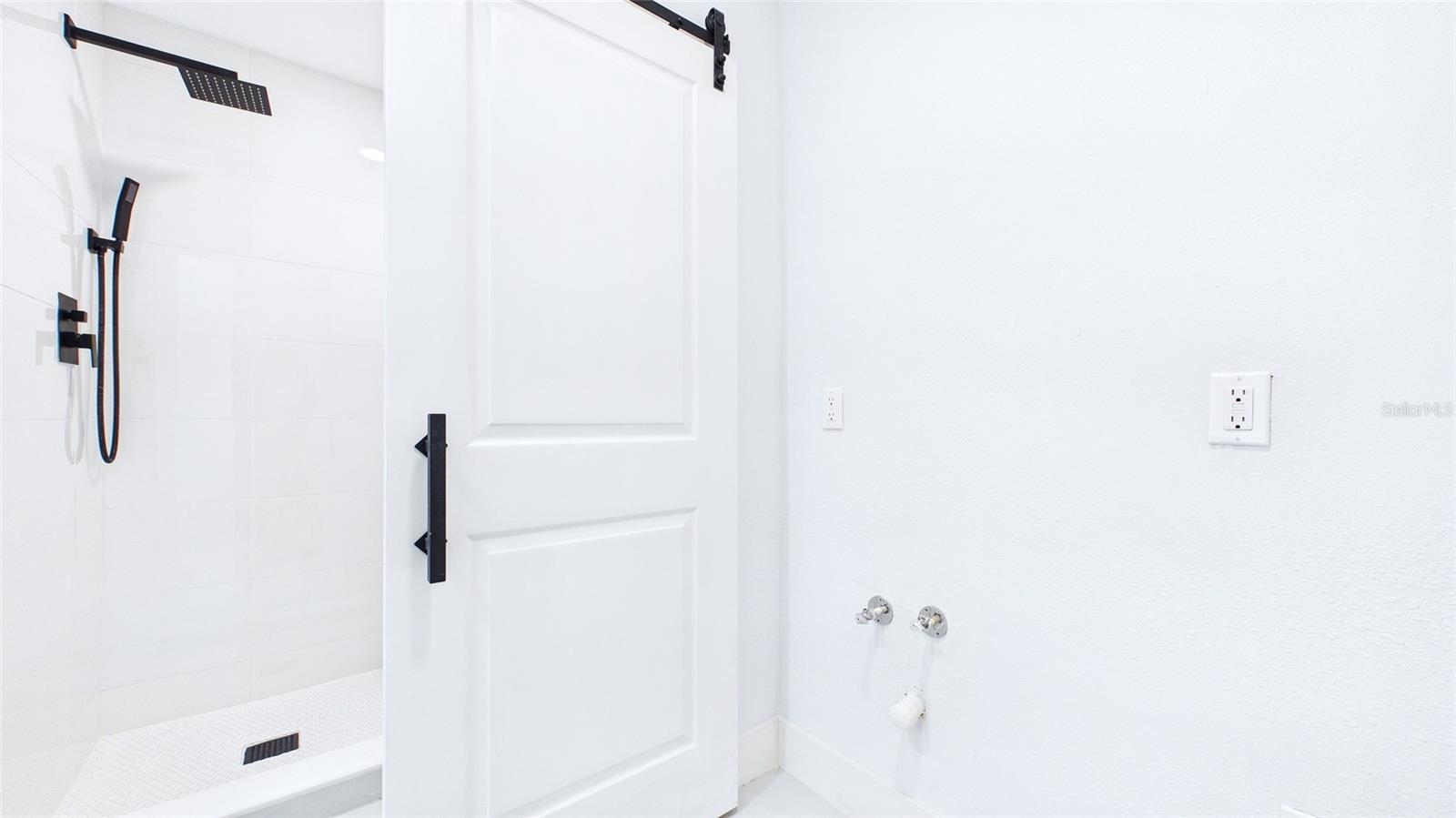 SHOREACRES CENTER - Residential