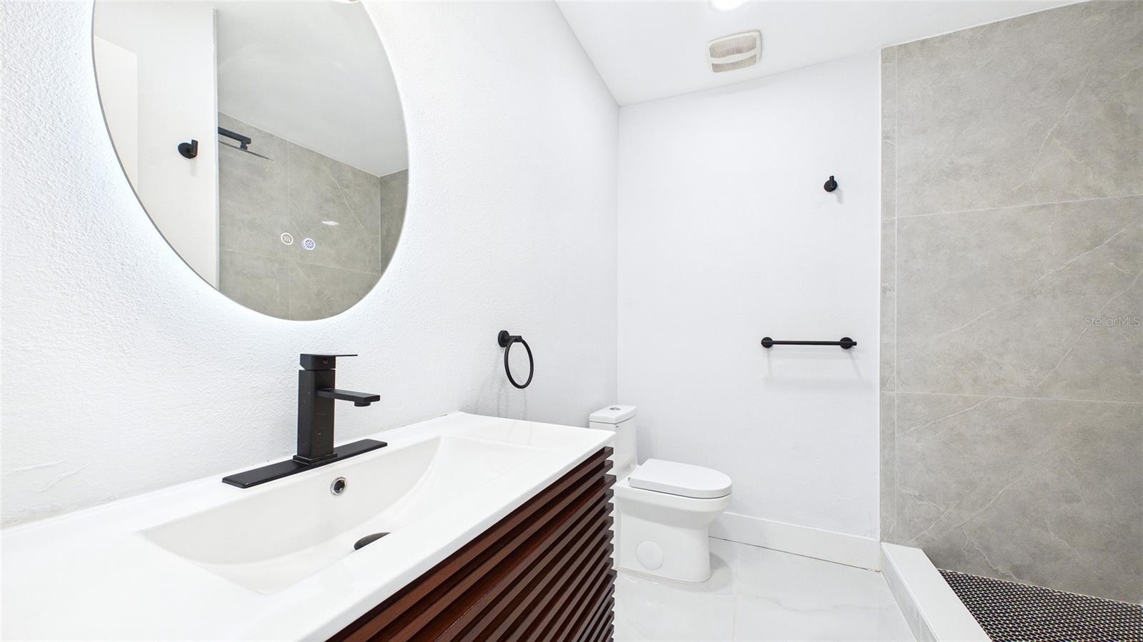 SHOREACRES CENTER - Residential