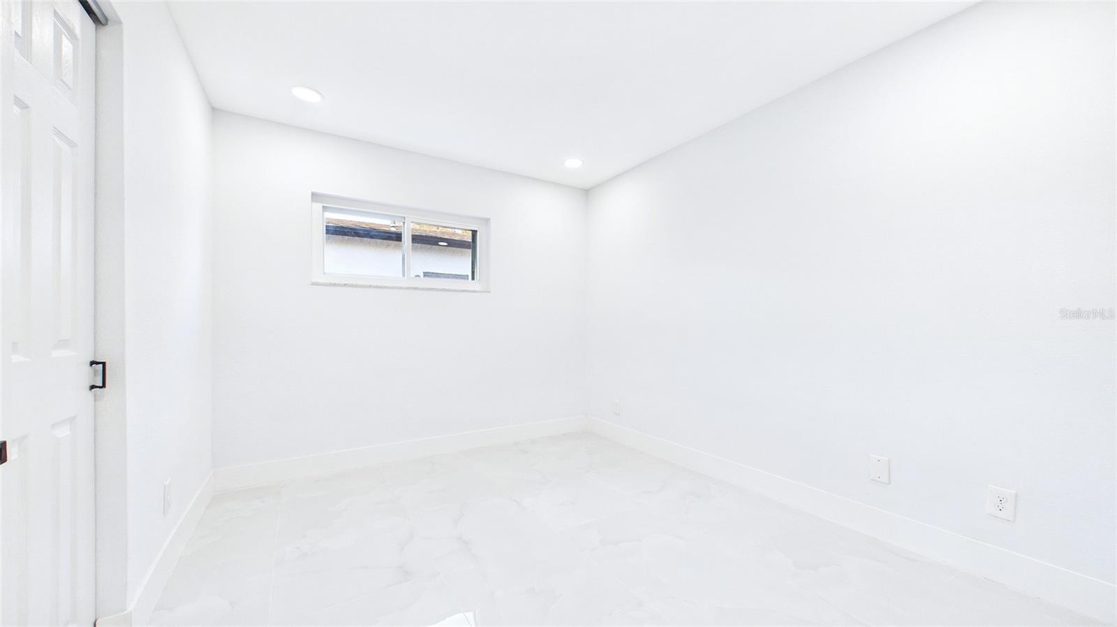 SHOREACRES CENTER - Residential