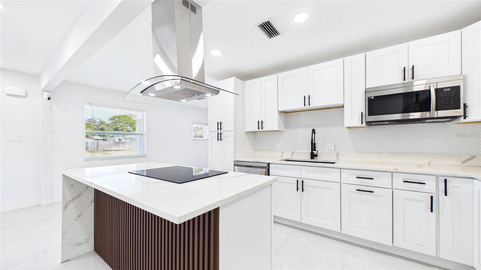 SHOREACRES CENTER - Residential