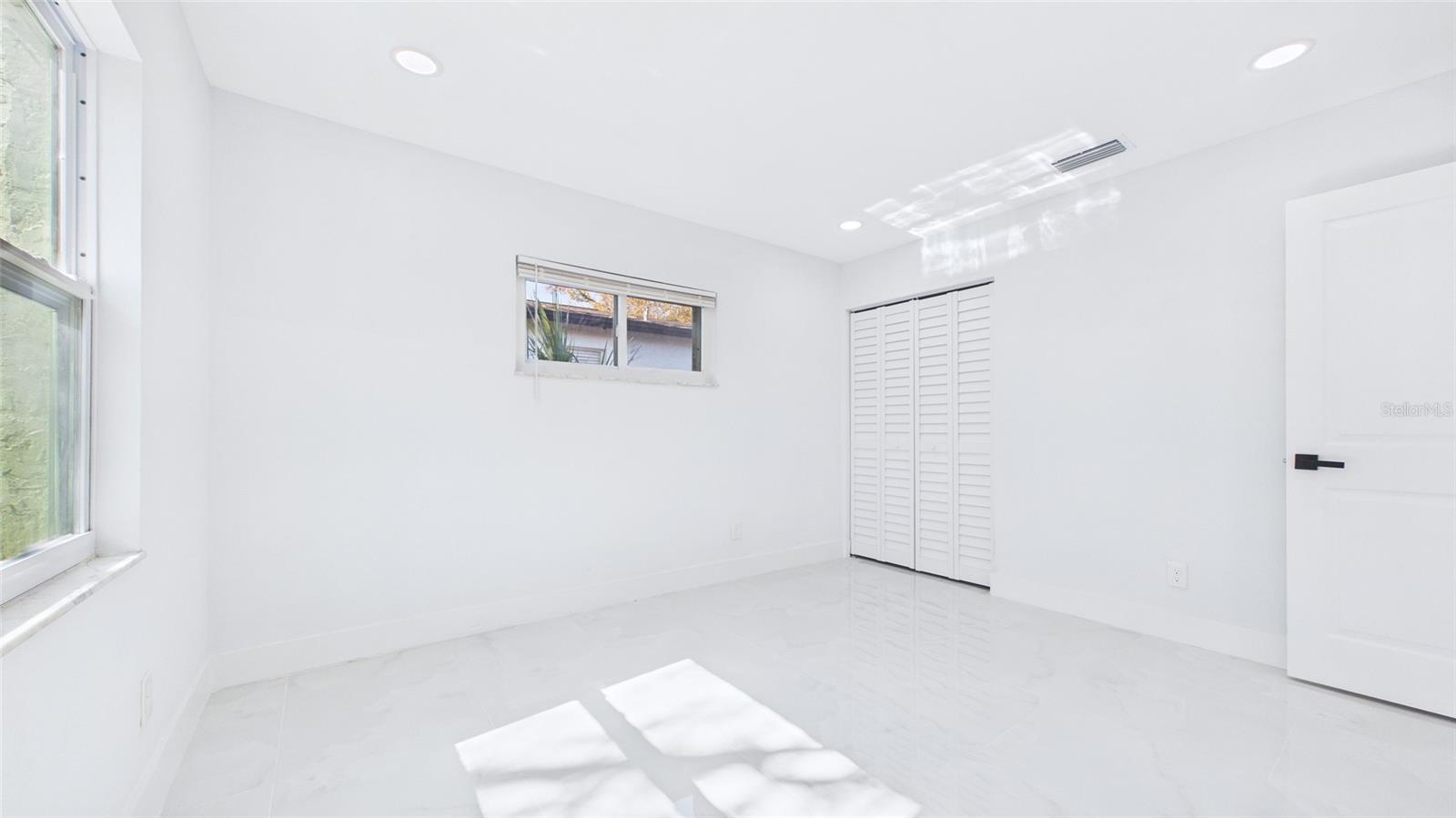 SHOREACRES CENTER - Residential