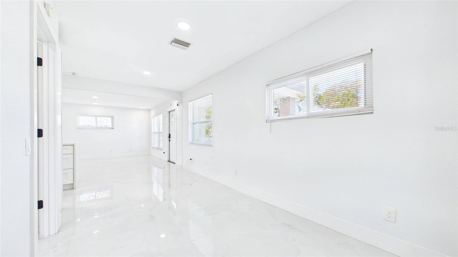 SHOREACRES CENTER - Residential