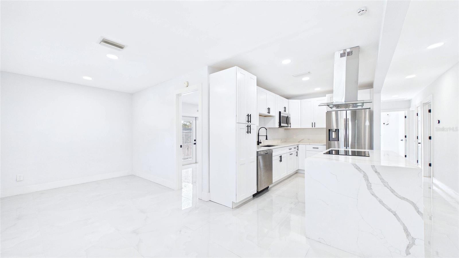 SHOREACRES CENTER - Residential