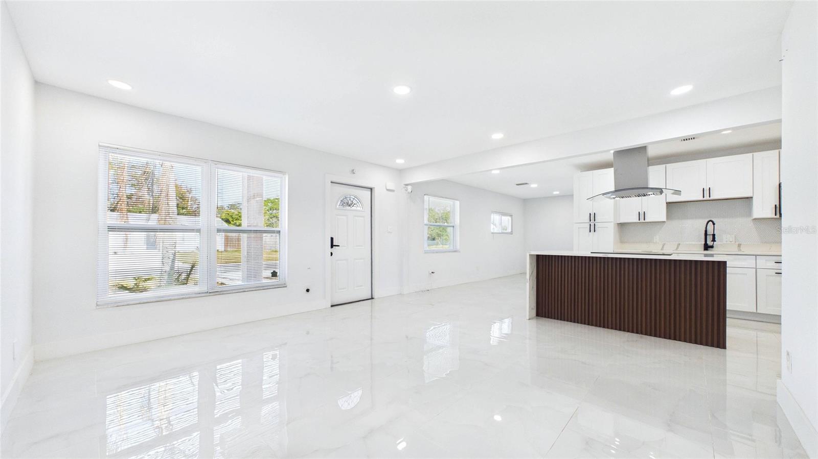 SHOREACRES CENTER - Residential