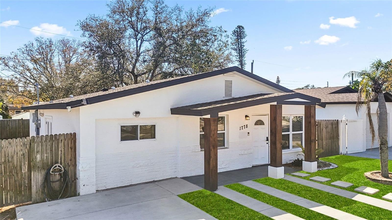 SHOREACRES CENTER - Residential