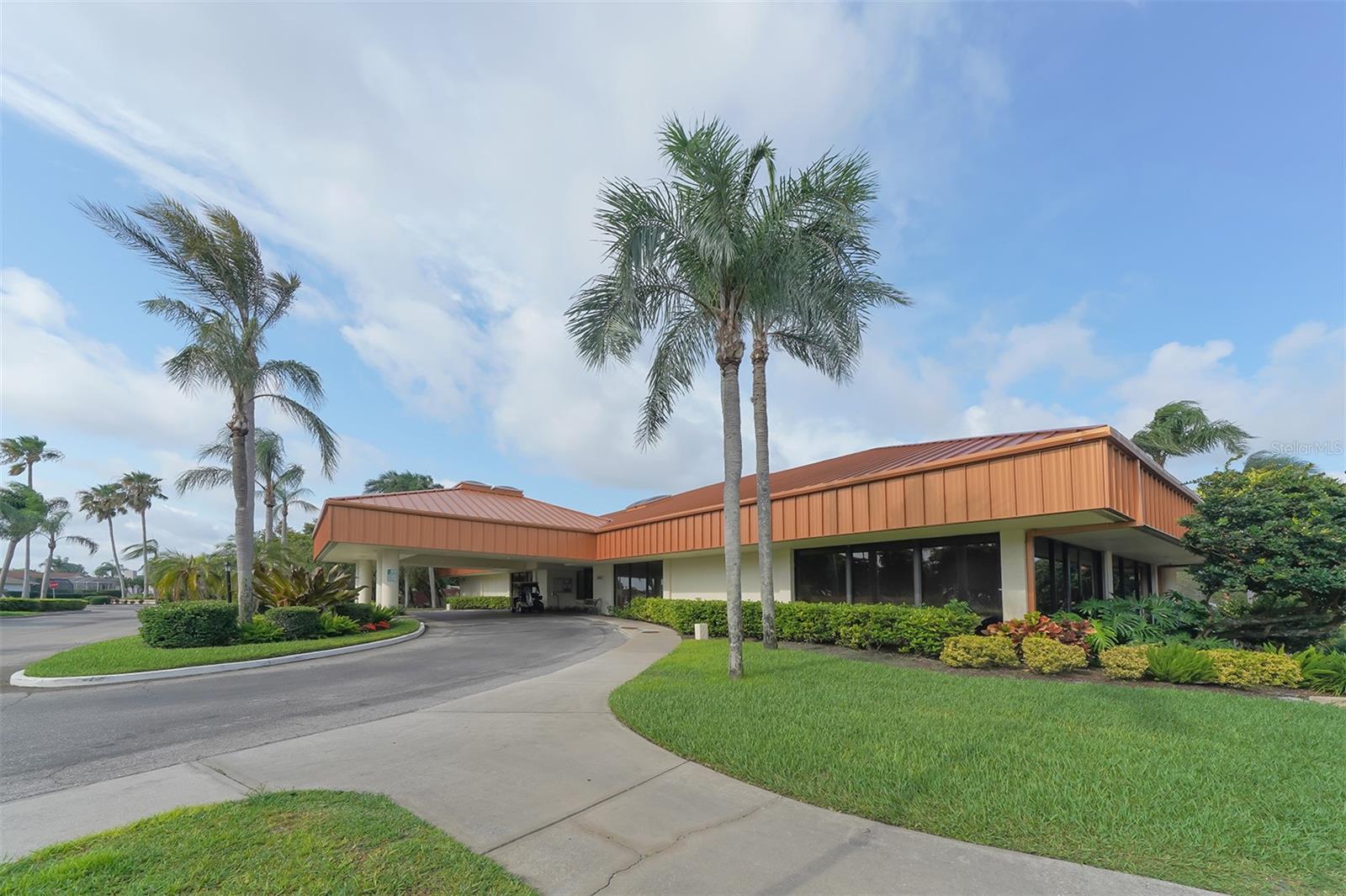 PERIDIA ISLE - Residential