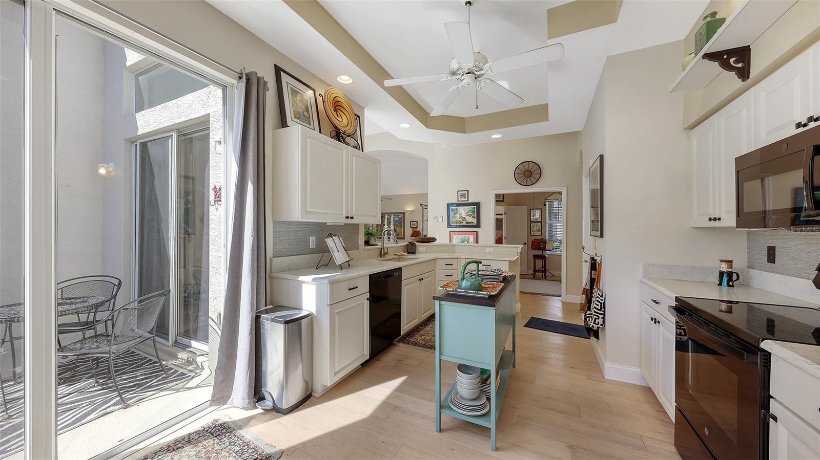 PERIDIA ISLE - Residential