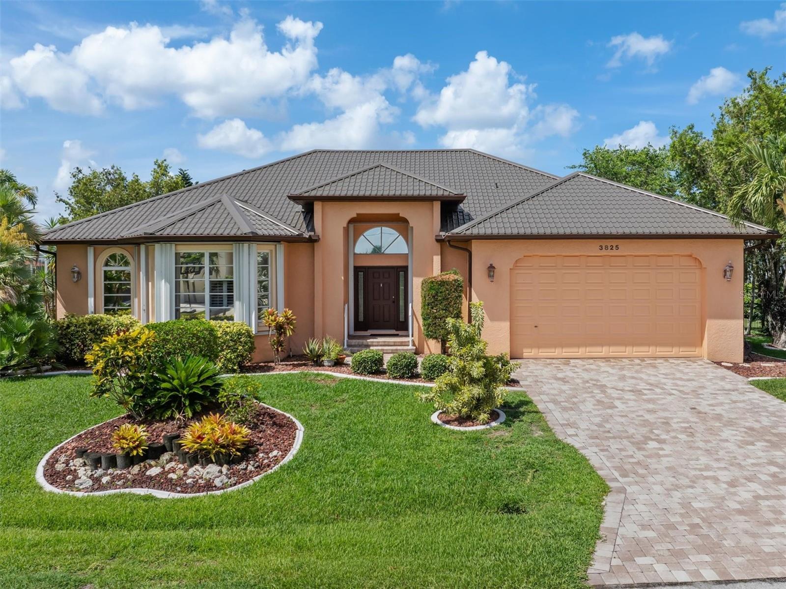 PUNTA GORDA ISLES SEC 15 - Residential