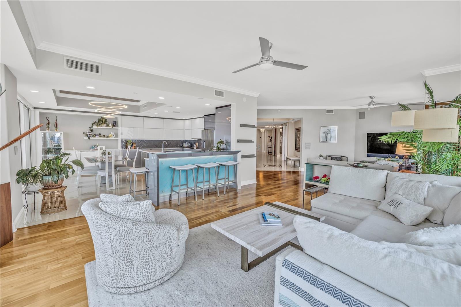 400 BEACH DRIVE CONDO - Residential