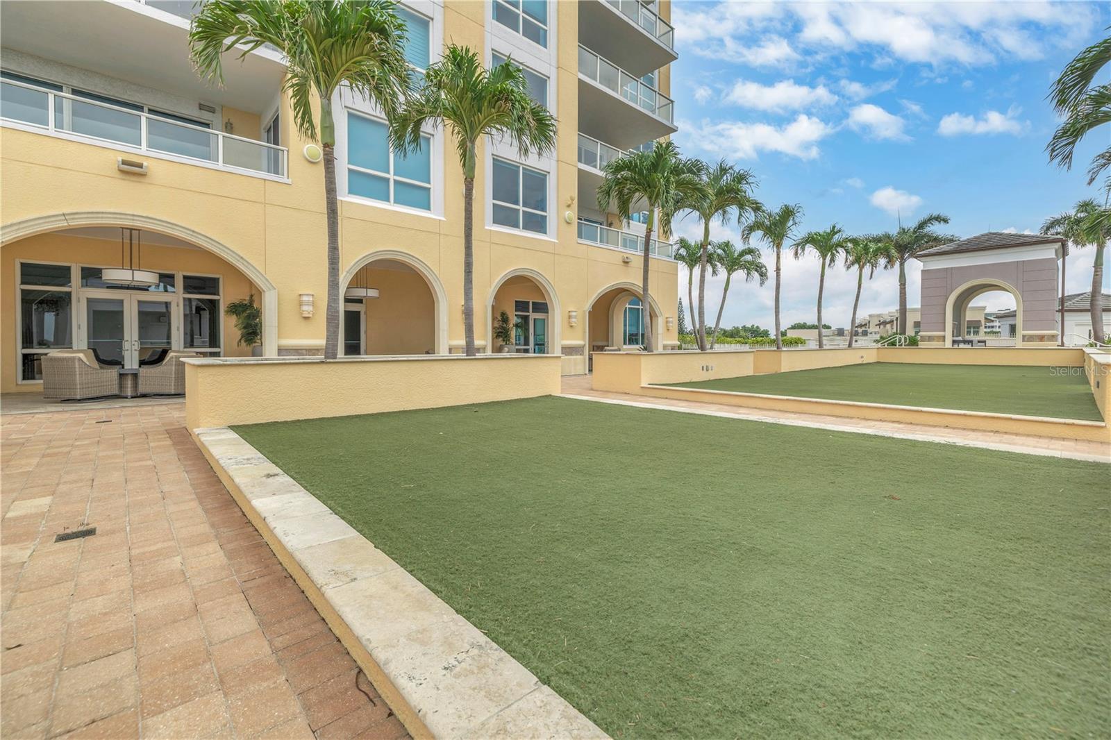 400 BEACH DRIVE CONDO - Residential