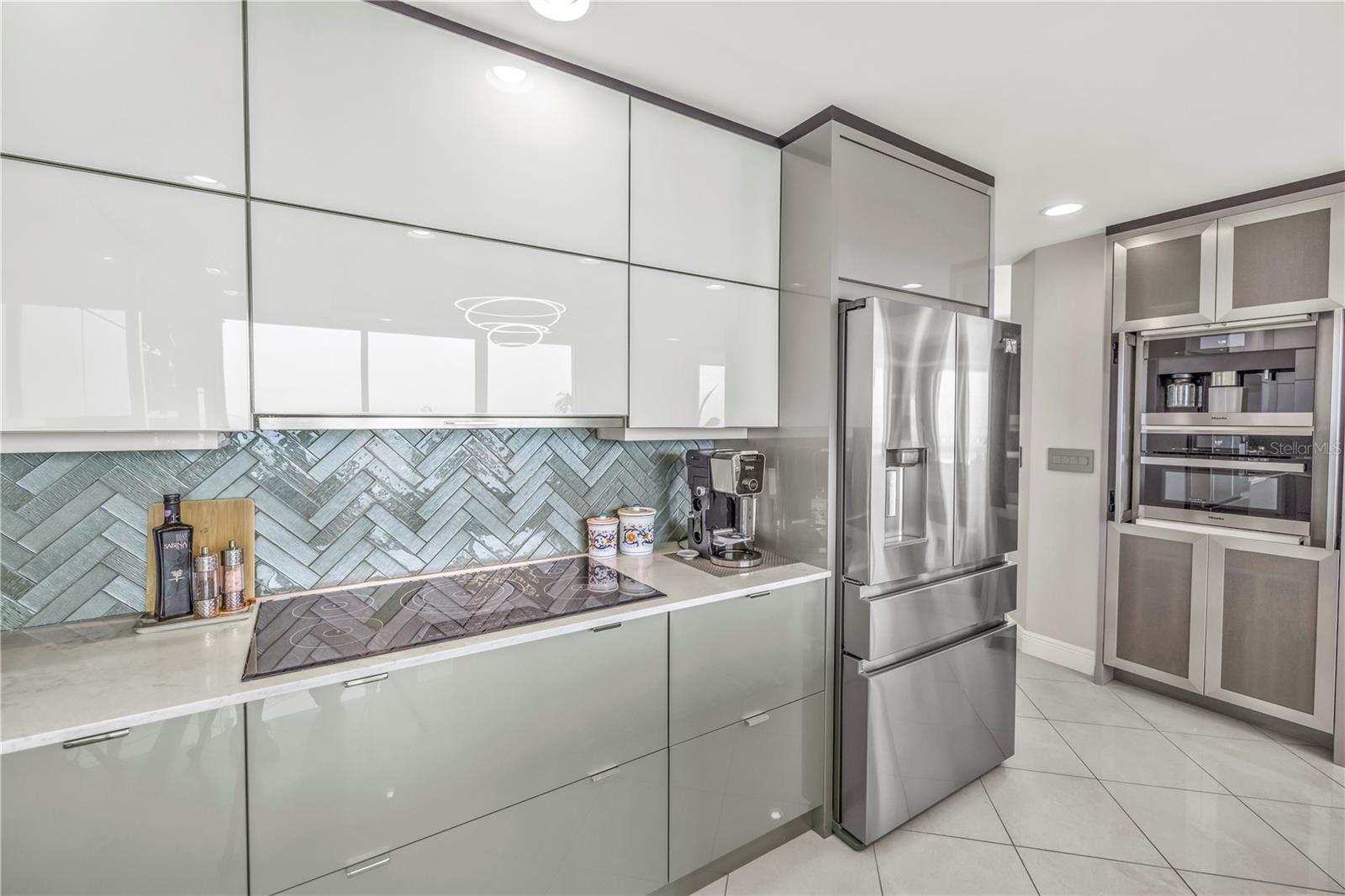 400 BEACH DRIVE CONDO - Residential