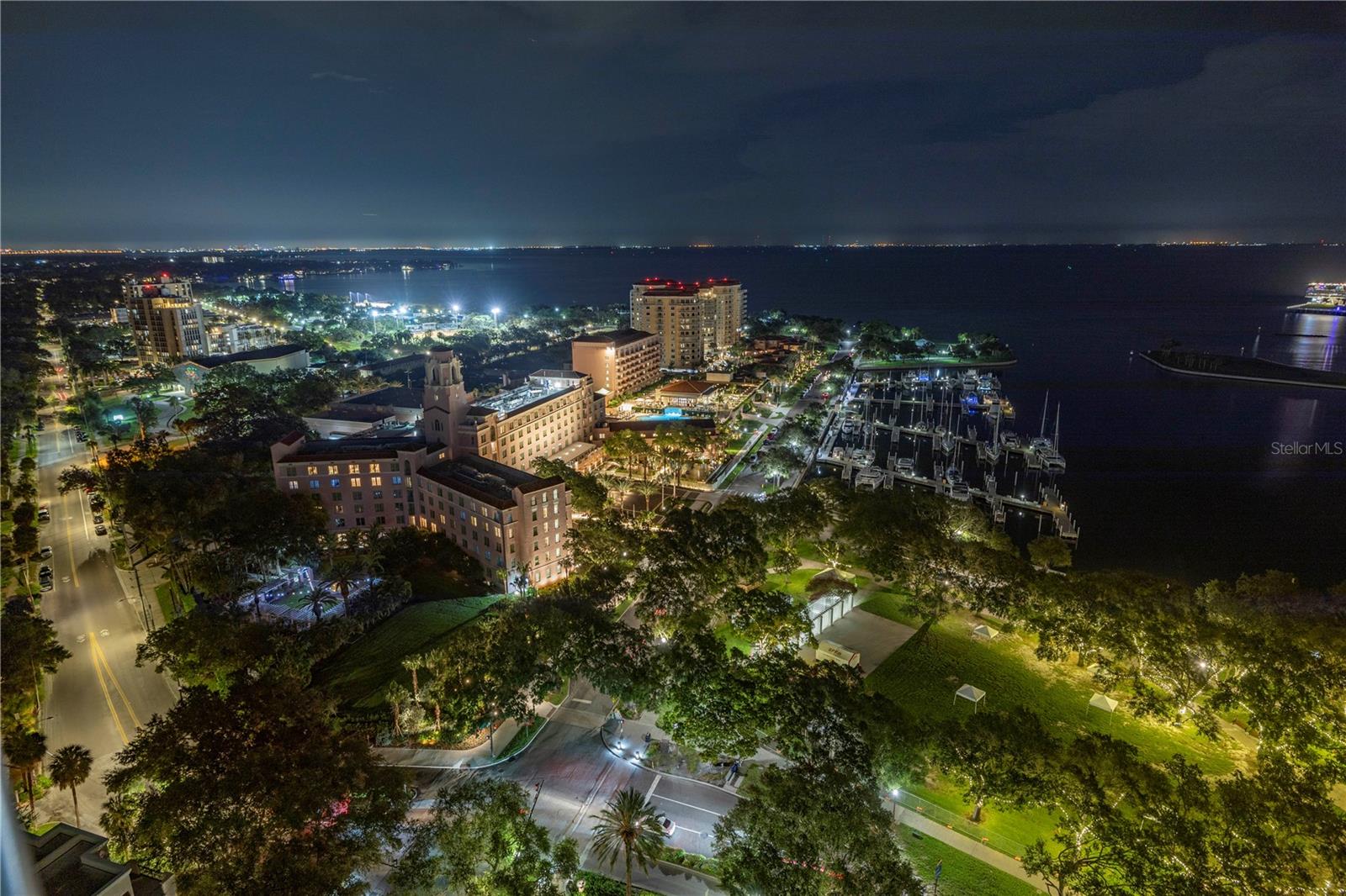 400 BEACH DRIVE CONDO - Residential