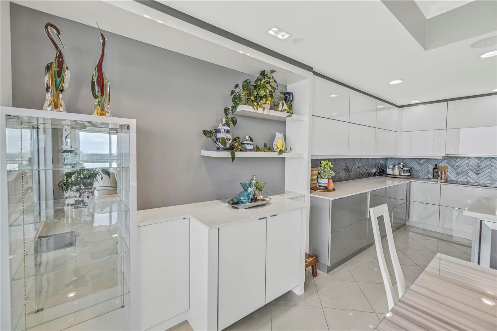 400 BEACH DRIVE CONDO - Residential