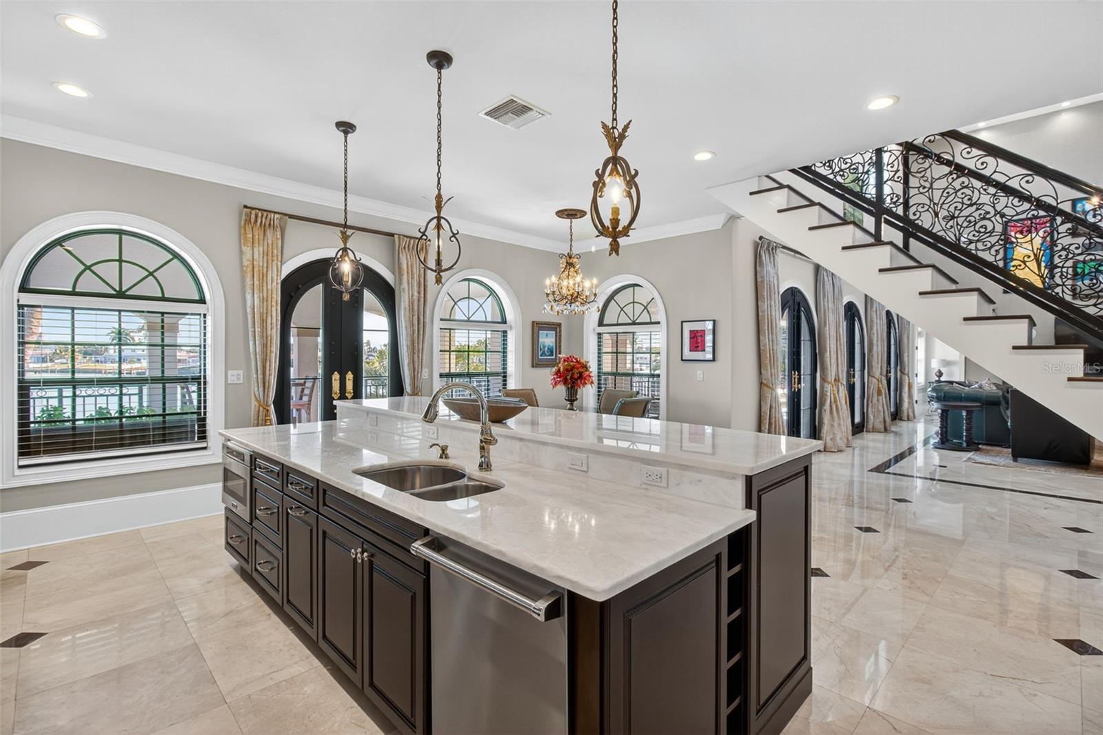 SOUTH CSWY ISLE YACHT CLUB 3RD ADD - Residential