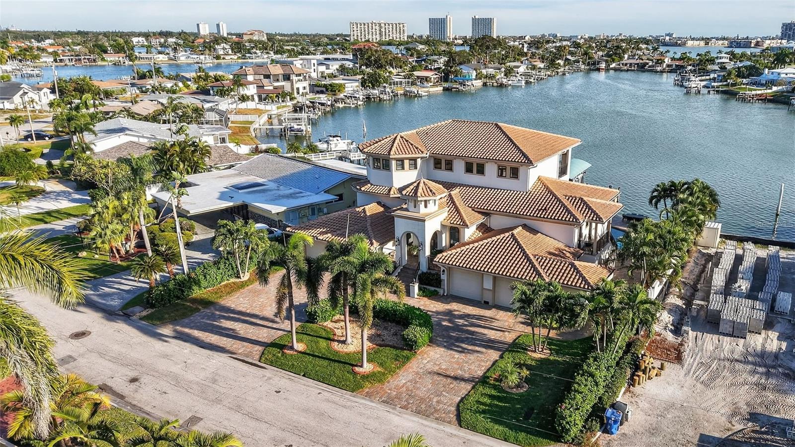 SOUTH CSWY ISLE YACHT CLUB 3RD ADD - Residential