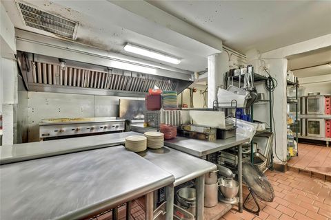 Tiny photo for 104 Us Highway 41 S, Inverness, FL 34450 (MLS # W7870480)