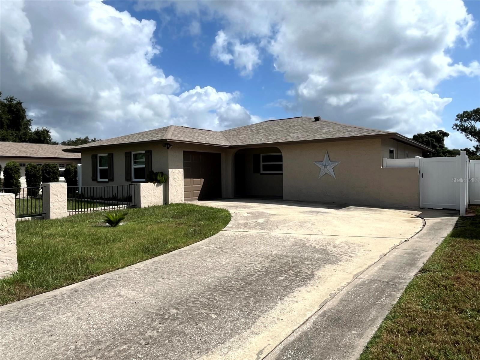 TRENTWOOD MANOR - Residential Lease