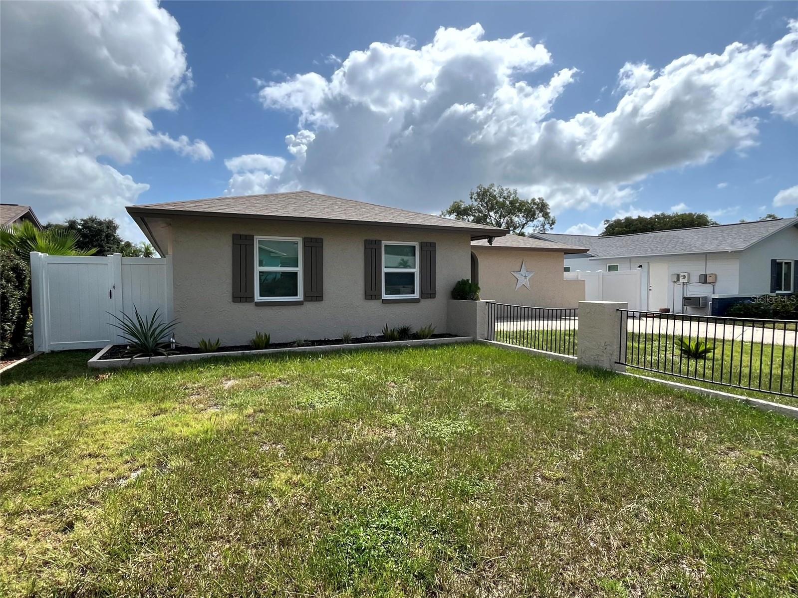 TRENTWOOD MANOR - Residential Lease