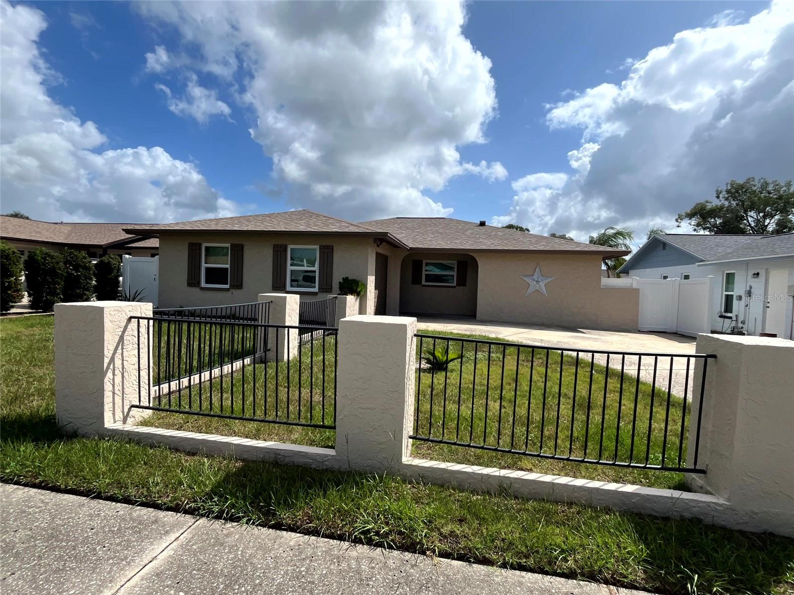 TRENTWOOD MANOR - Residential Lease