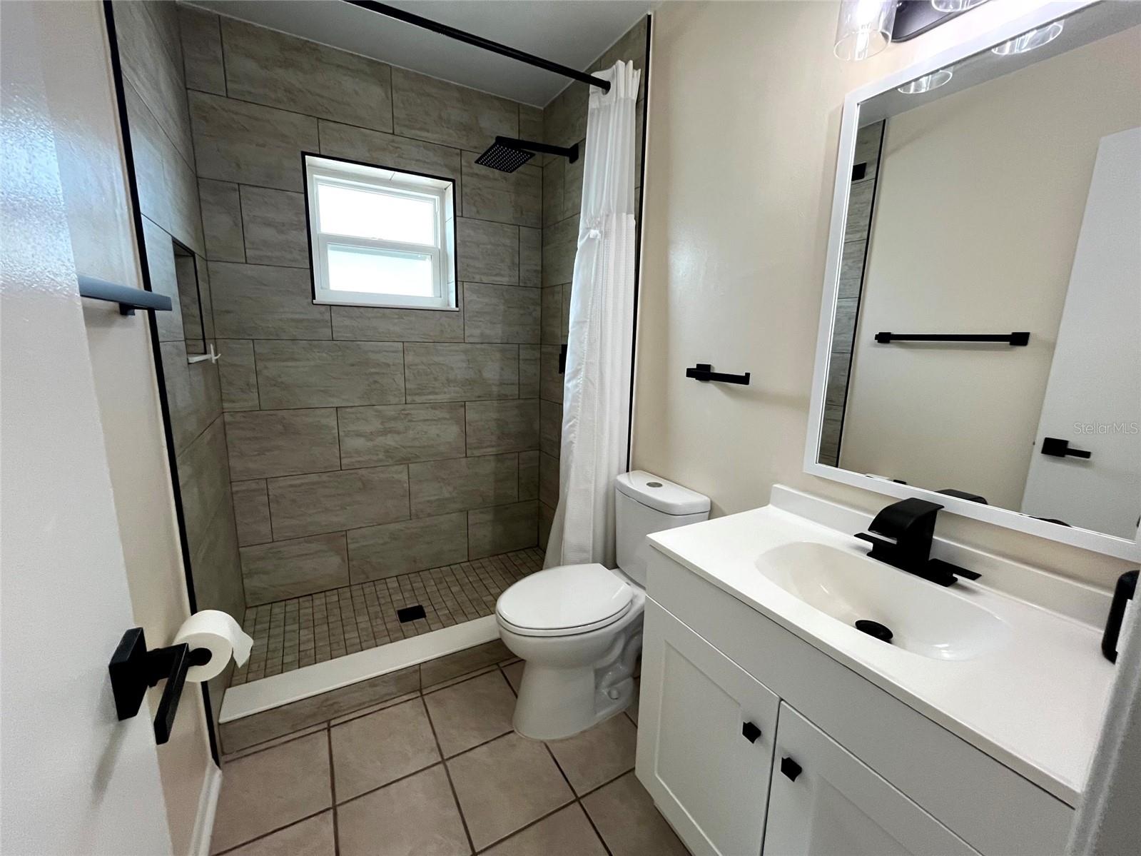 TRENTWOOD MANOR - Residential Lease