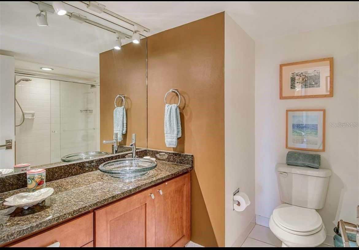 ISLANDER CLUB OF LONGBOAT - Residential Lease