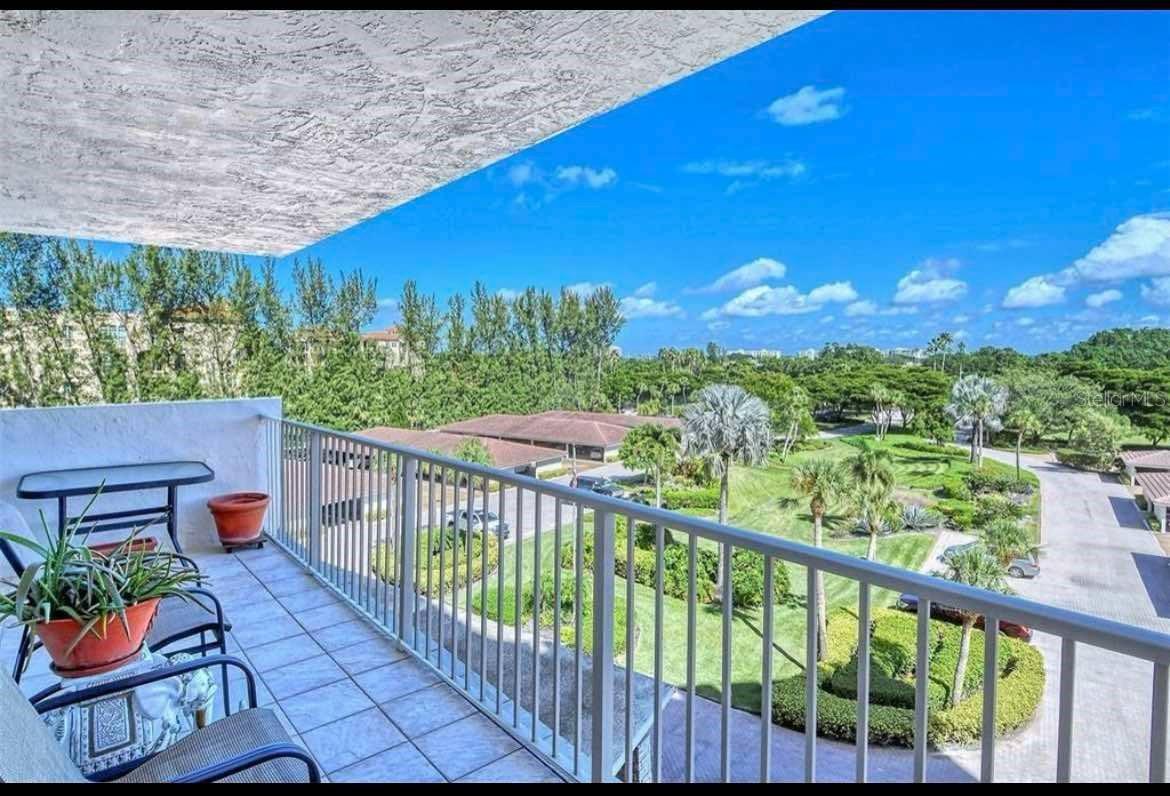 ISLANDER CLUB OF LONGBOAT - Residential Lease