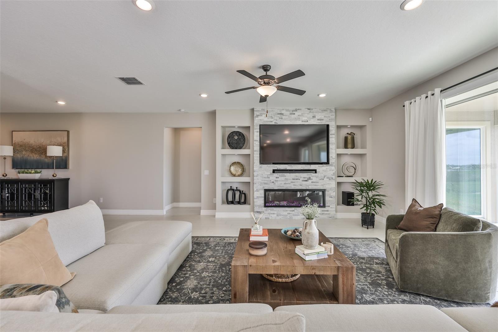 EPPERSON NORTH VILLAGE C-2B - Residential