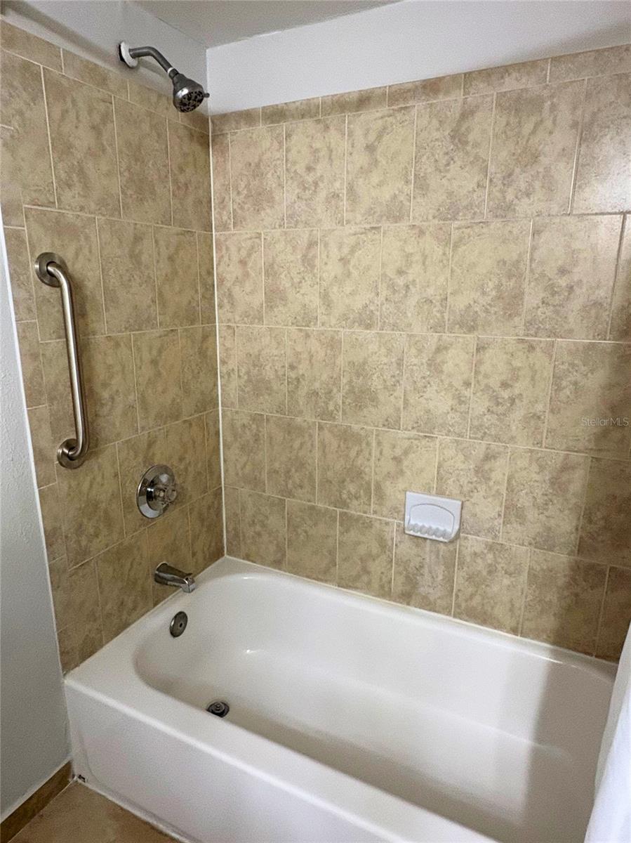 PARC CORNICHE CONDO PH 01 - Residential