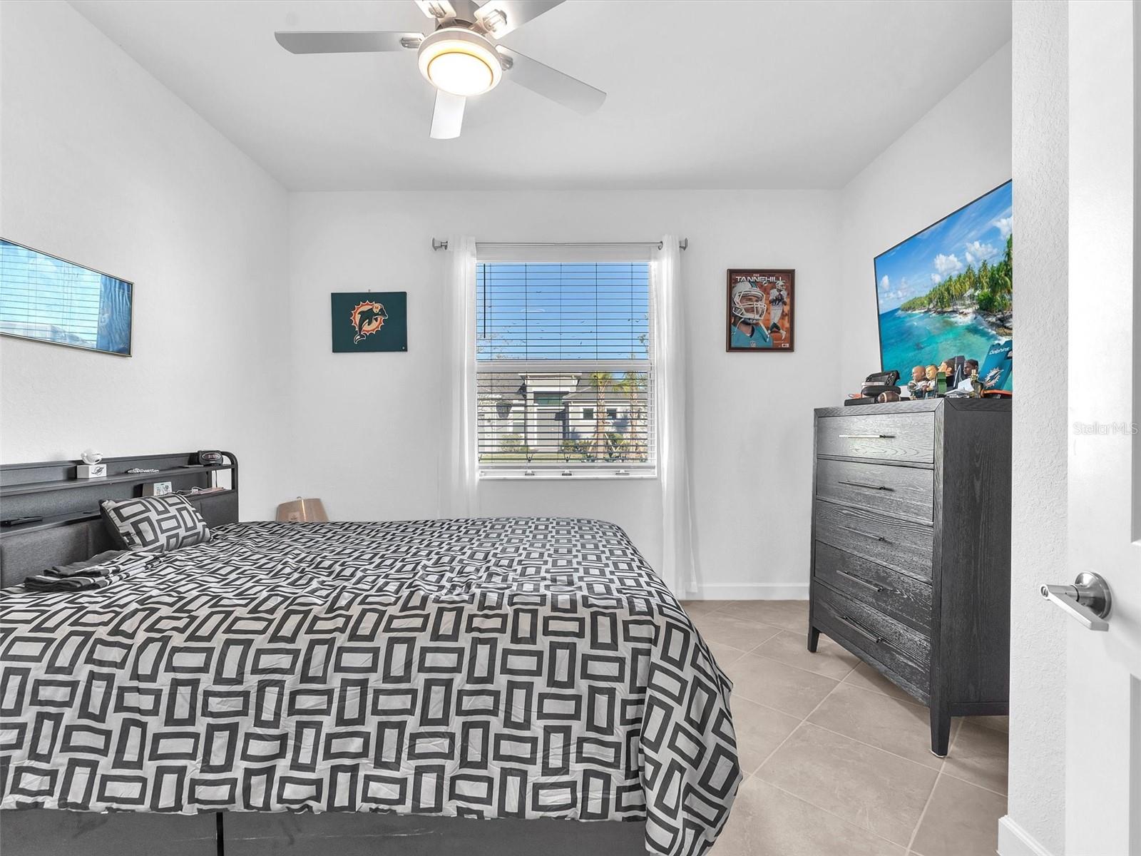 HARBOR EAST - Residential