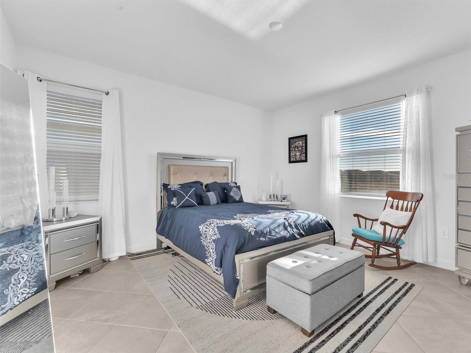 HARBOR EAST - Residential