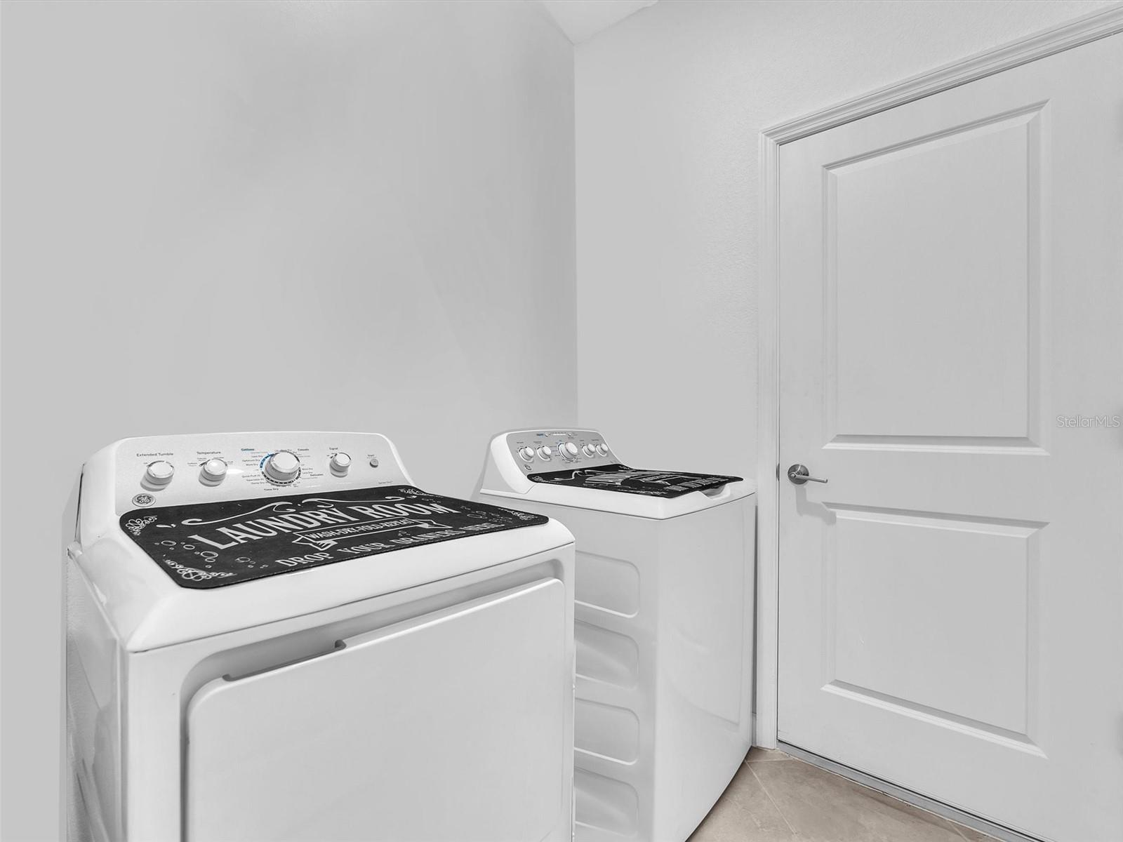 HARBOR EAST - Residential