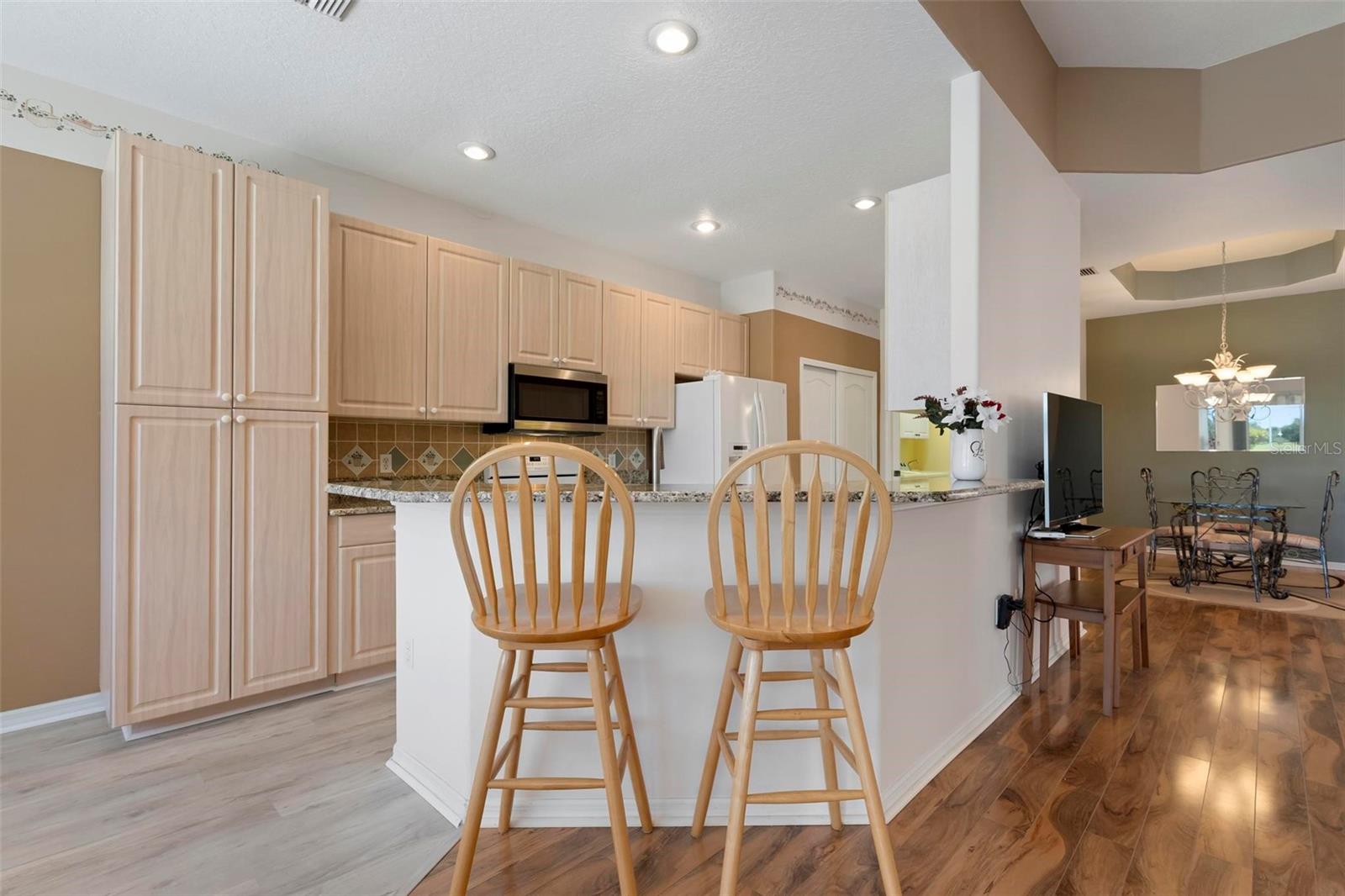 Search Properties for Sale 4 5151 PINE SHADOW LANE