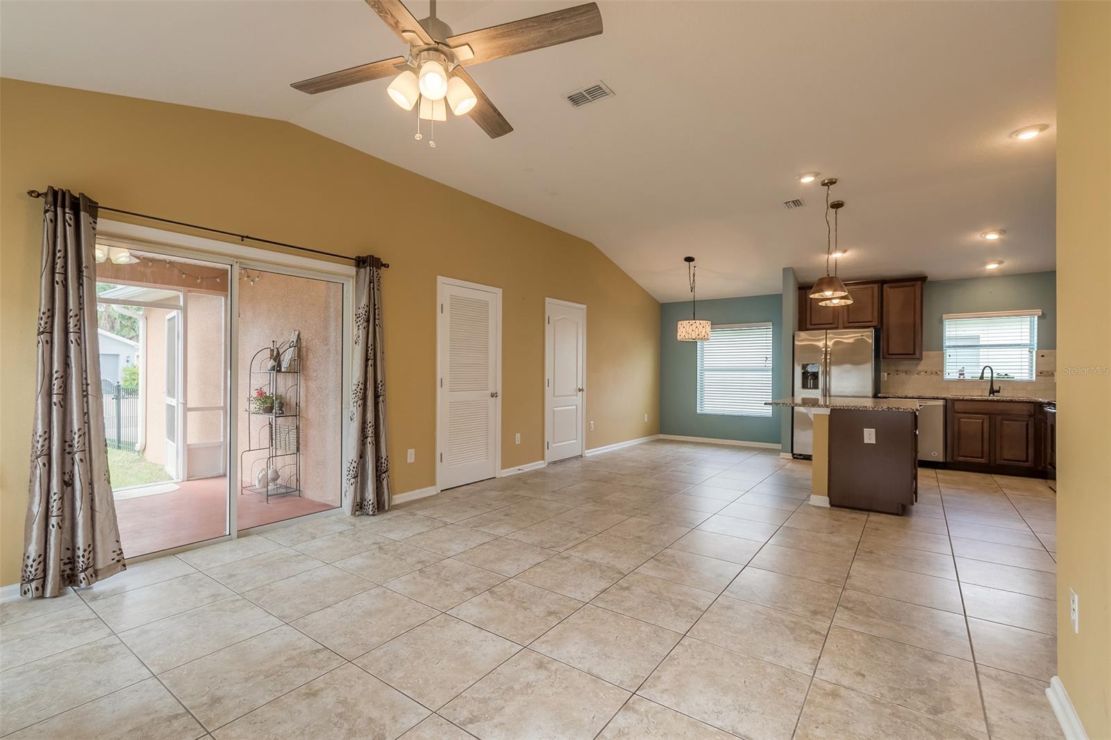 Venetian Bay Ph 01B Un 02 - Residential