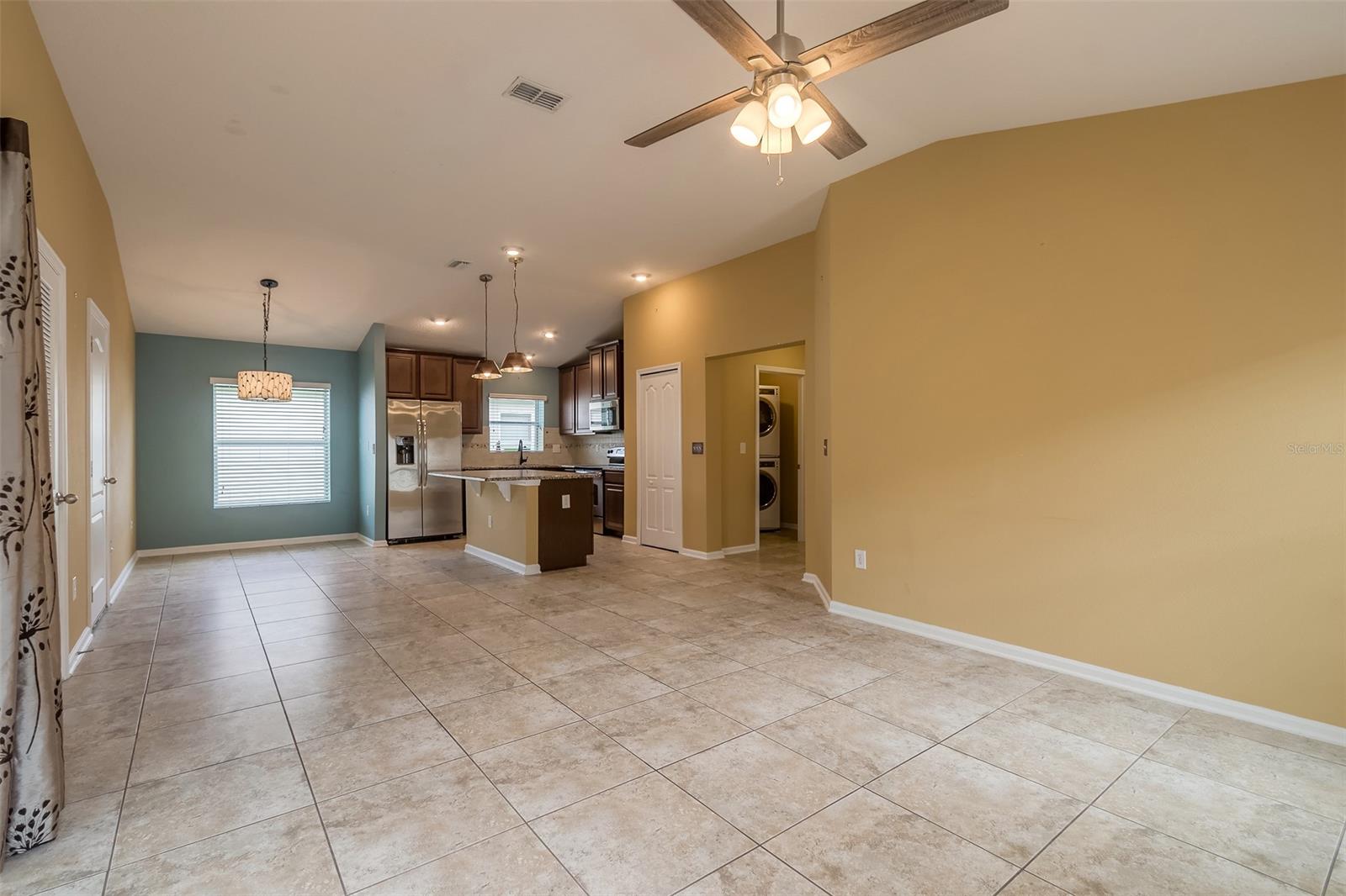 Venetian Bay Ph 01B Un 02 - Residential