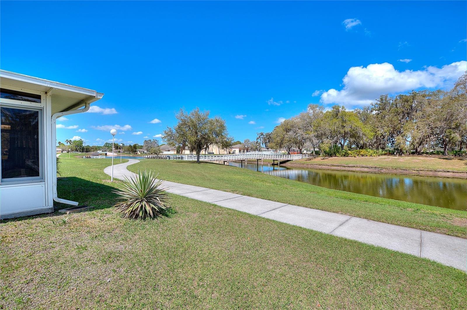 LAKESHORE CLUB - Residential